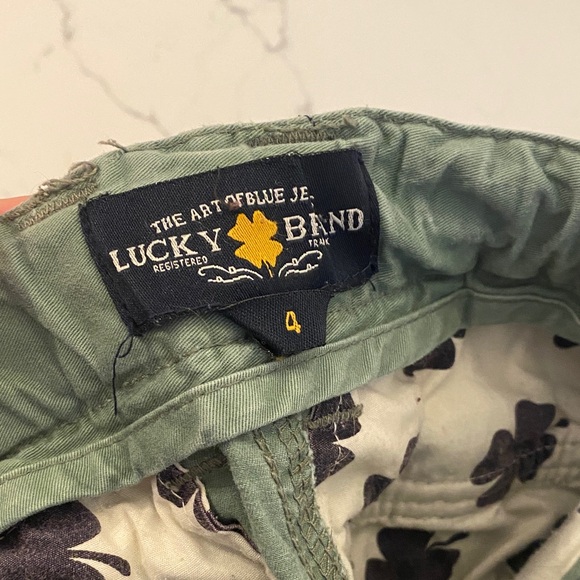 Lucky Brand Green Cargo Shorts for Kids - Picture 4 of 4